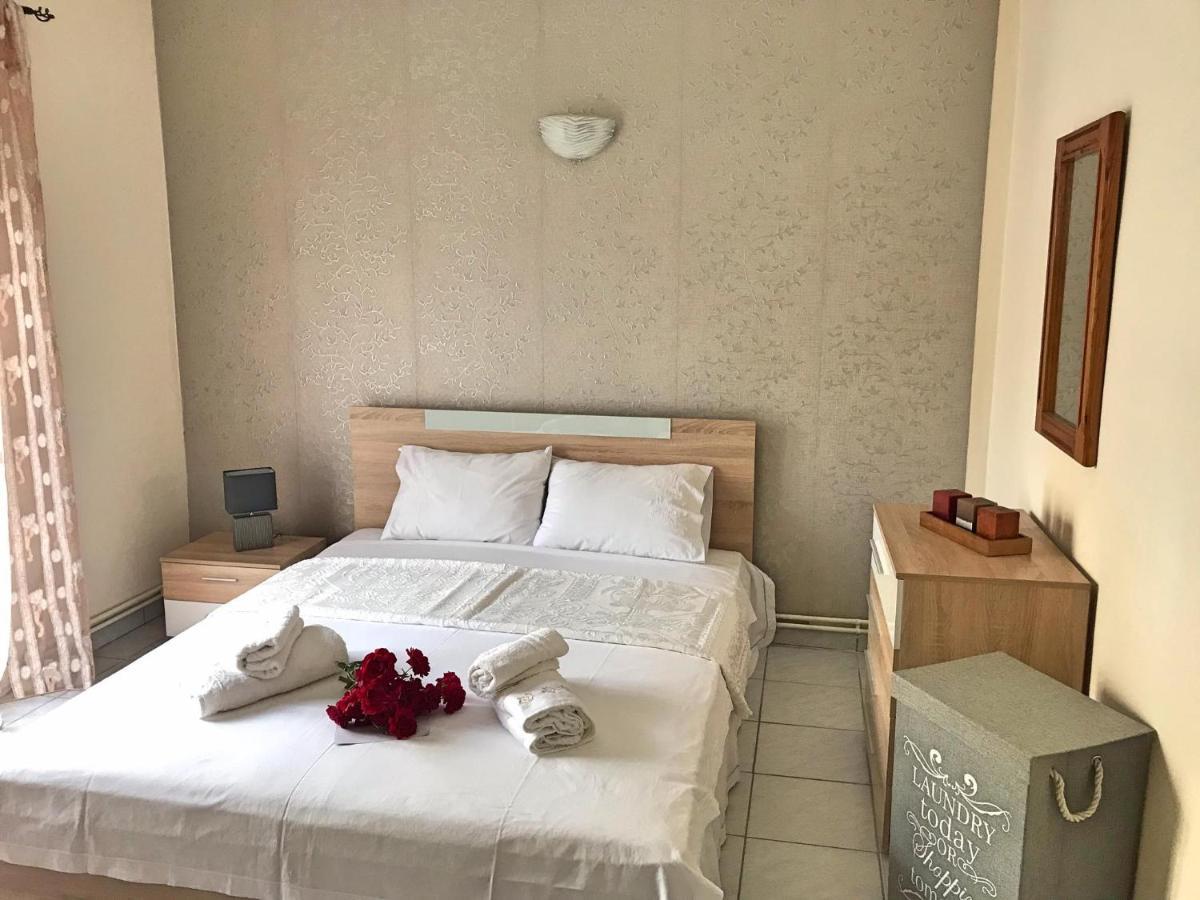 Anastasia'S Home Nea Peramos  Ngoại thất bức ảnh