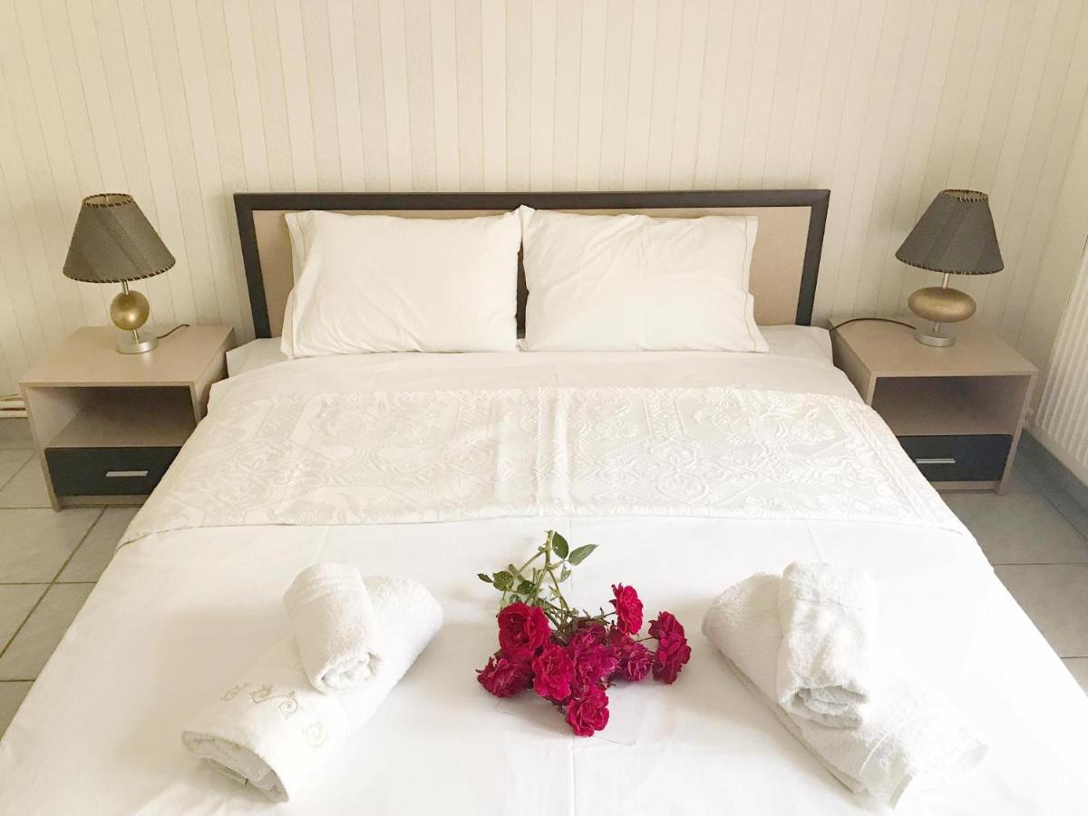 Anastasia'S Home Nea Peramos  Ngoại thất bức ảnh