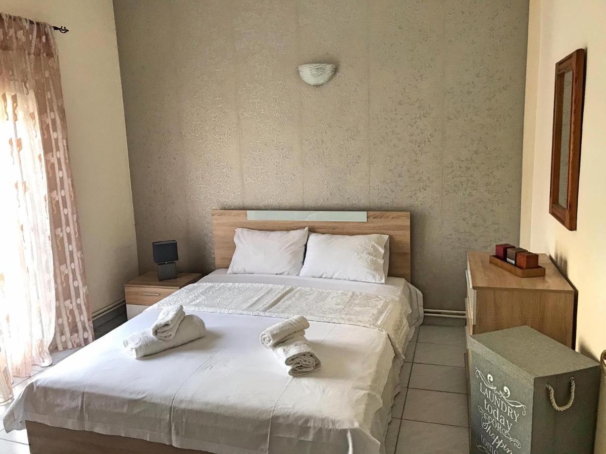 Anastasia'S Home Nea Peramos  Ngoại thất bức ảnh