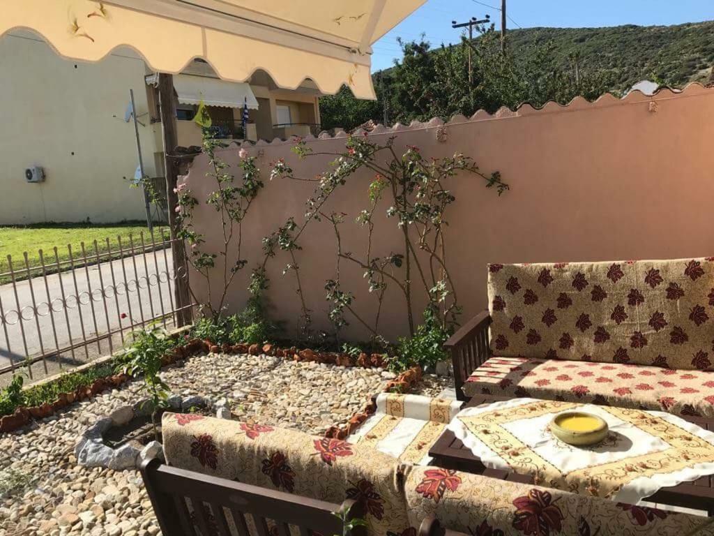Anastasia'S Home Nea Peramos  Ngoại thất bức ảnh
