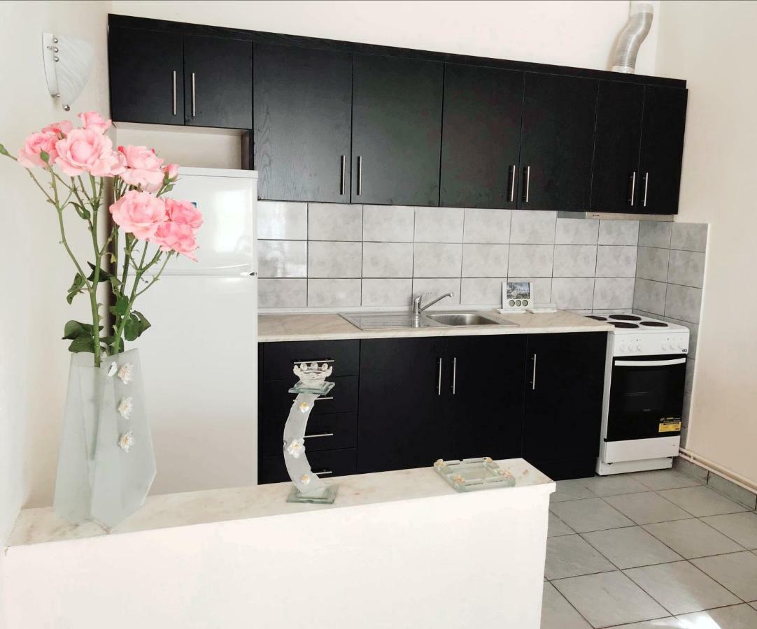 Anastasia'S Home Nea Peramos  Ngoại thất bức ảnh